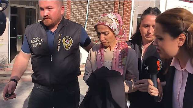 Sesinden rahatsız olduğu 9 yaşındaki üvey oğlunu öldürdüğü 9 yıl sonra ortaya çıktı