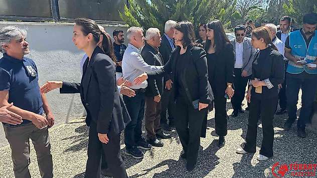 Sırrı Süreyya Önder için Adıyaman'da taziye kabul ediliyor