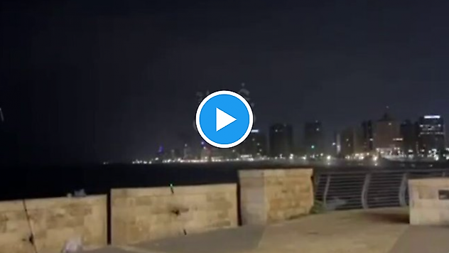 SON DAKİKA: İran Tel Aviv'i balistik füzeyle vurdu