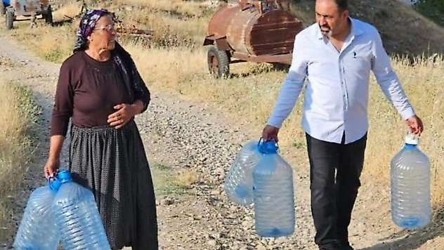 Suları akmayan köylüler çözüm talebi