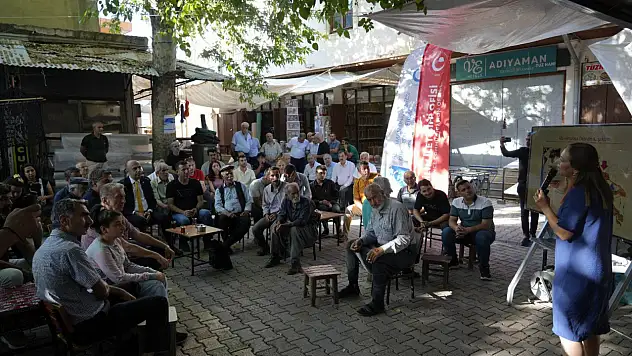 Tarihi Tuz Hanı'nda Bilim Kafe etkinliği düzenlendi