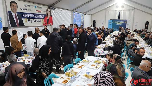 Tekirdağ Büyükşehir Belediye Başkanı Yüceer'den Adıyaman'da 'Kardeşlik Sofrası'