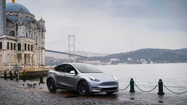Tesla yeni Model Y satışları için tarih verdi