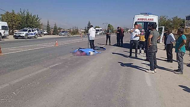 Adıyaman Gölbaşı'nda tırın çarptığı kadın hayatını kaybetti