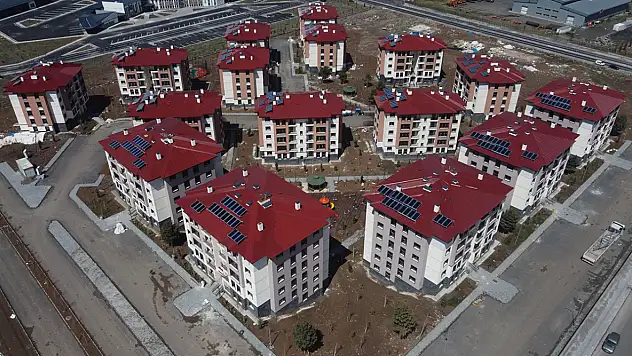 TOKİ Kars'ta teslim edecek