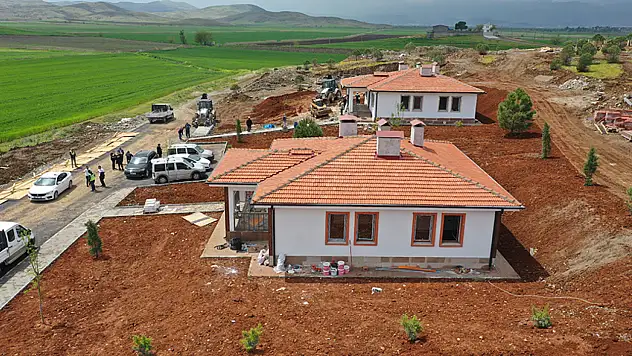 TOKİ müjdeledi! Kahramanmaraş'ta 110 köy konut inşaatı tamamlandı
