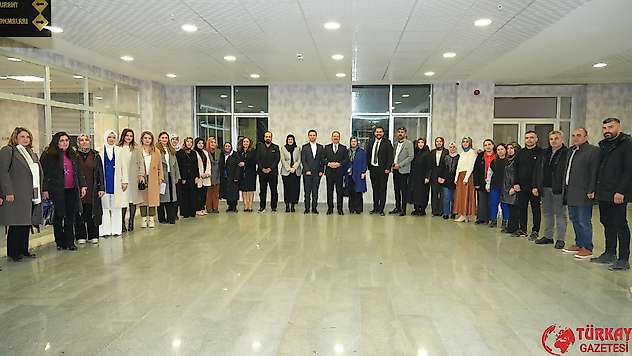 Tosun kurum müdürleri ve öğretmenlerle bir araya geldi
