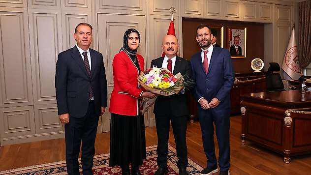 Tosun ve Öğretmenlerden Vali Varol'a ziyaret