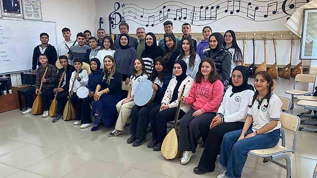 Türk ve Suriyeli depremzede öğrencilerin korosu finalde yarışacak