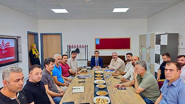 Tut ilçesinde eğitim faaliyetleri masaya yatırıldı