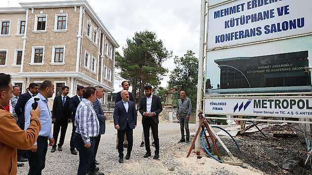 Tut Mehmet Erdemoğlu Kütüphanesi inşaatı hızla yükseliyor