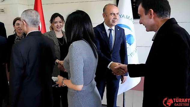 Üniversitede bayramlaşma töreni düzenlendi