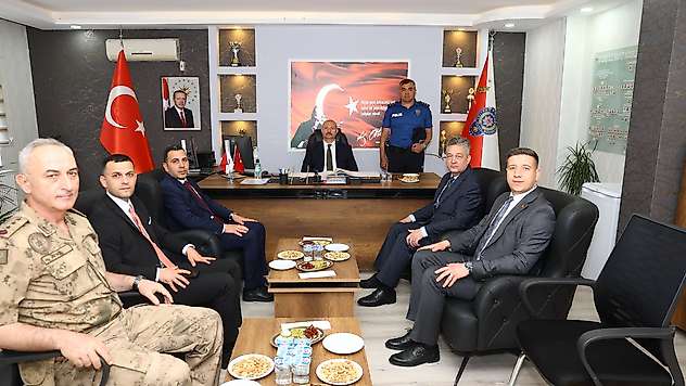 Vali Küçük'ten Gölbaşı İlçe Emniyet Müdürlüğüne ziyaret