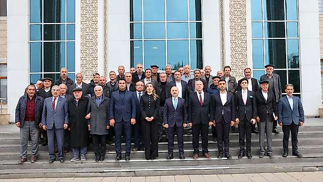 Vali Varol Alevi Kanaat önderleriyle bir araya geldi