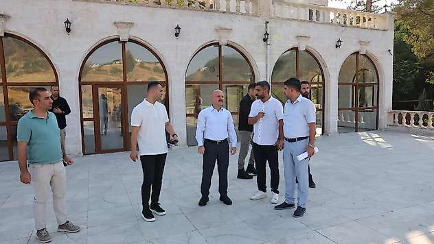 Vali Varol, Beşpınar Vadisi Sultan Sarayı'nda incelemelerde bulundu