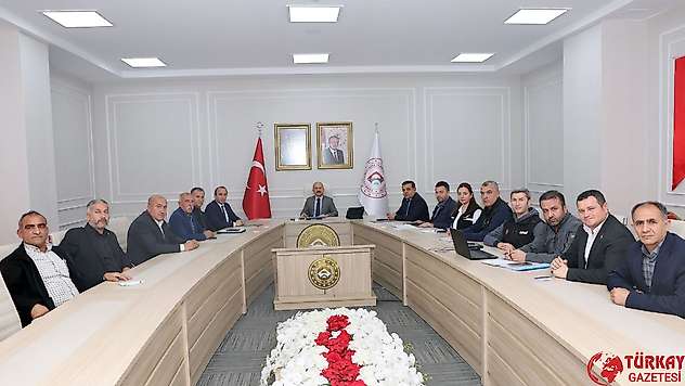 Vali Varol, Köy ve Mahalle muhtarlarıyla bir araya geldi