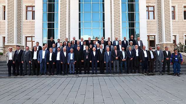 Vali Varol Muhtarları ağırladı