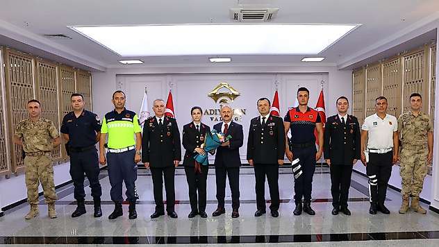 Vali Varol: 'Rabbim ayağınıza taş değdirmesin'