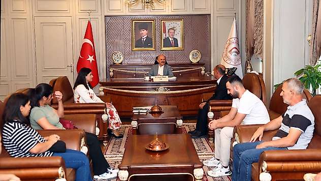 Vali Varol Şehit ailelerini ağırladı