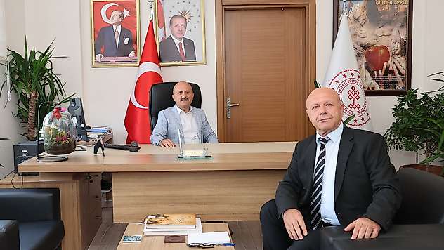 Vali Varol'tan  İl Kültür ve Turizm Müdürü Yelken'e hayırlı olsun ziyareti 