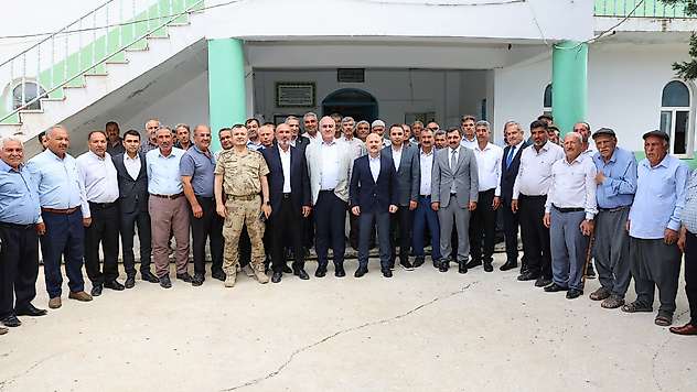 Vali Varol ve Milletvekili Özhan, Muhtarlarla bir araya geldi