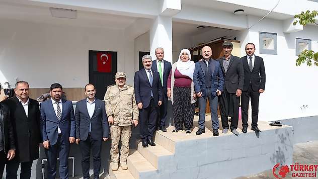 Vali Varol: 'Yerinde dönüşüm projesi kapsamında yepyeni bir Suvarlı inşa ettik'