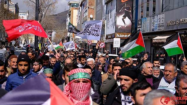 Van'da Gazze'ye destek eylemi