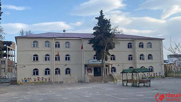 Vatandaşlar Tepkili: Yıkılacaktı, 25 Milyon TL neden harcandı?