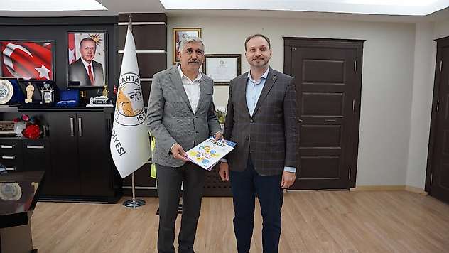 Yeşilay Genel Başkanı Mehmet Dinç'ten Başkan Hallaç'a Ziyaret
