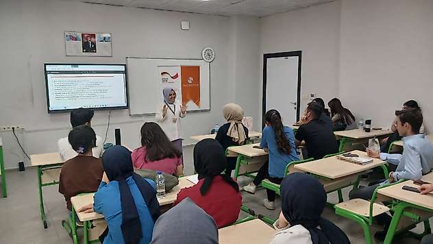 YKS öğrencilerine sınav kaygısı destek eğitimi