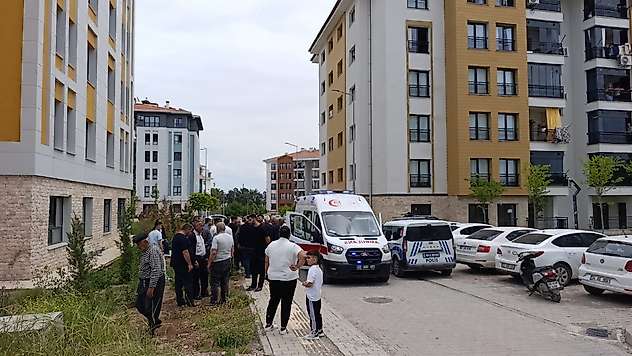 Yüksekten düşerek ağır yaralanan kişi hayatını kaybetti
