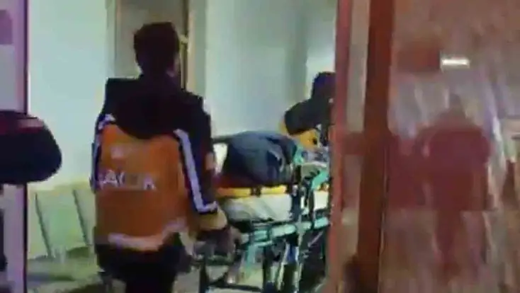 Adıyaman'da Kamyonet şarampole yuvarlandı: 5 yaralı