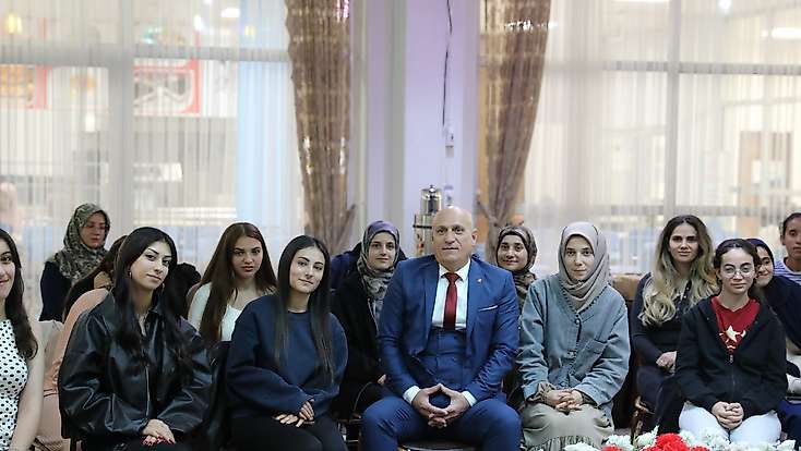 Adıyaman Kız Yurdunda Hasbihal Programı Gerçekleştirildi