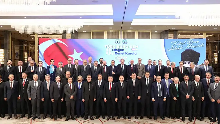 Başkan Türkeş Güney yeniden Genel Başkanlığa seçildi