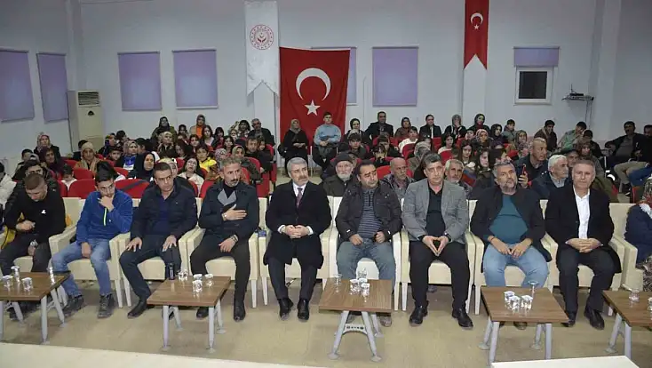 Besni'de 'Kuşakların kültür buluşması' programı gerçekleştirildi