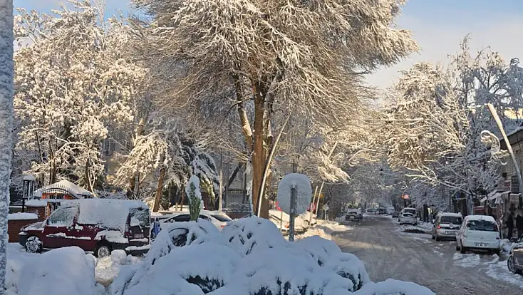 Besni, Gölbaşı ve Tut ilçesinde okullar 1 gün tatil edildi