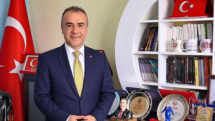 Besni İlçe Milli Eğitim Müdürü Demirel'den 29 Ekim Cumhuriyet Bayramı Mesajı