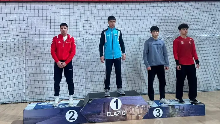 Besnili Güreşi Muhammed Efe Balaban bölge 3.'sü oldu