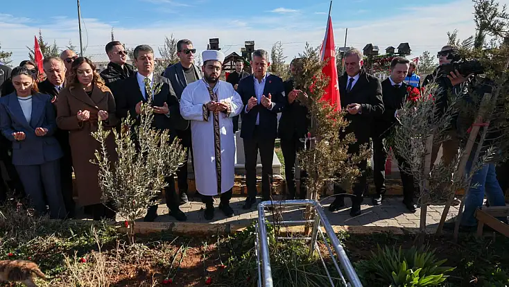 CHP Genel Başkanı Özgür Özel, 6 Şubat Anmaları Kapsamında Adıyaman’da
