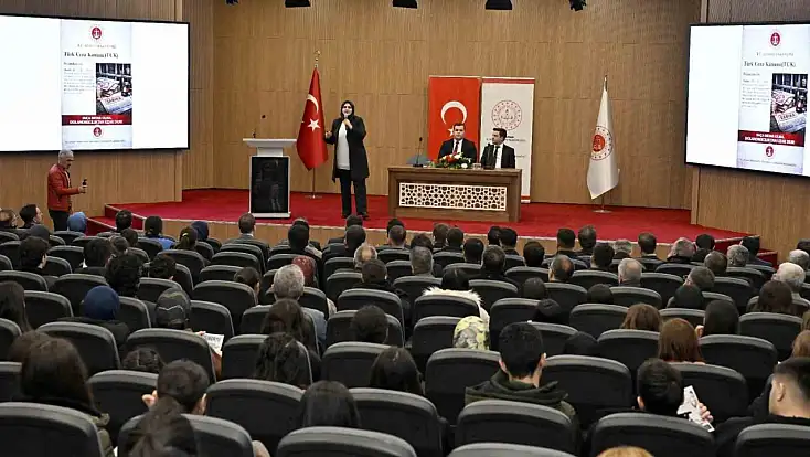 İBAN'ların üçüncü kişilere kullandırılmaması için öğrencilere seminer verildi