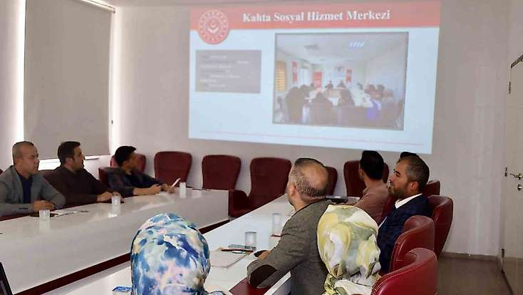 Kahta'da bağımlılıkla mücadele çalışmaları değerlendirildi