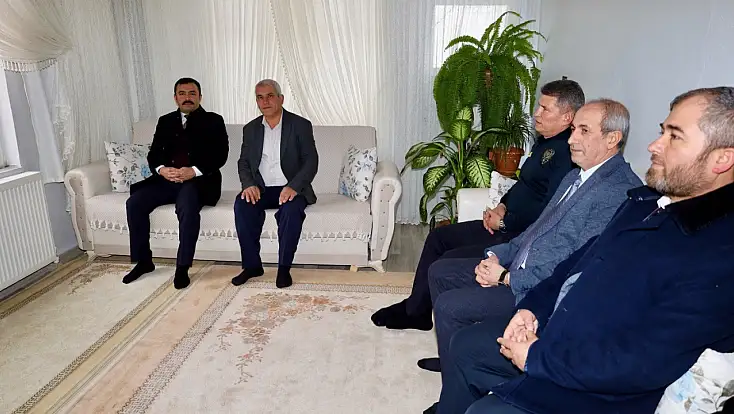 Kaymakam Soysal'dan şehit ailelerine ziyaret