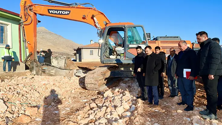 Kaymakam Soysal, deprem köy konutlarını yerinde incelendi