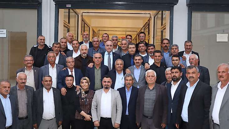 Milletvekili Özhan, Besni’de muhtarlarla bir araya geldi