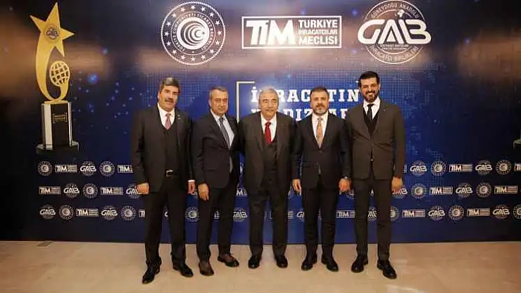 SANKO Dış Ticaret A.Ş. ve SANKO Tekstil'e ihracatın yıldızı ödülü