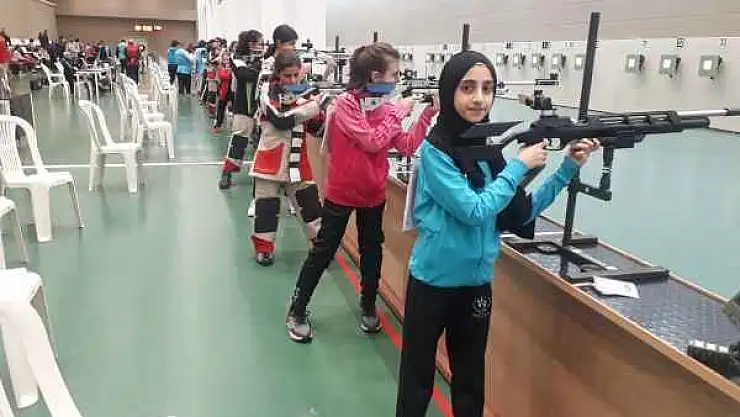 Adıyaman'a havalı silahlar kupası yarışmasında 2'incilik