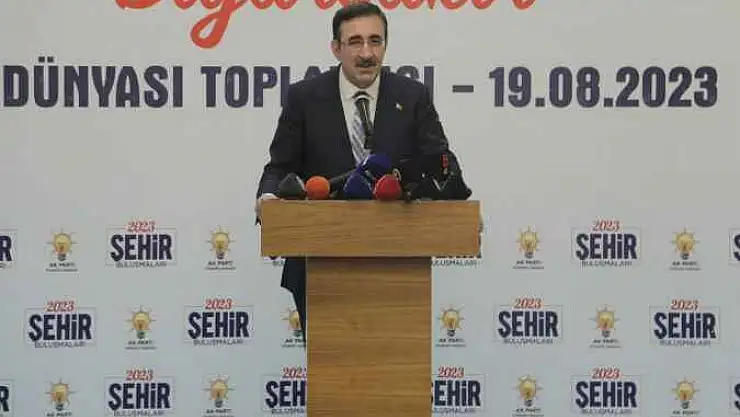 Yılmaz Diyarbakır iş dünyası temsilcileri ile buluştu