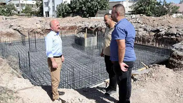 Vali Varol, Yeni Yapılan Evlerin Temellerinde İncelemeler Yaptı