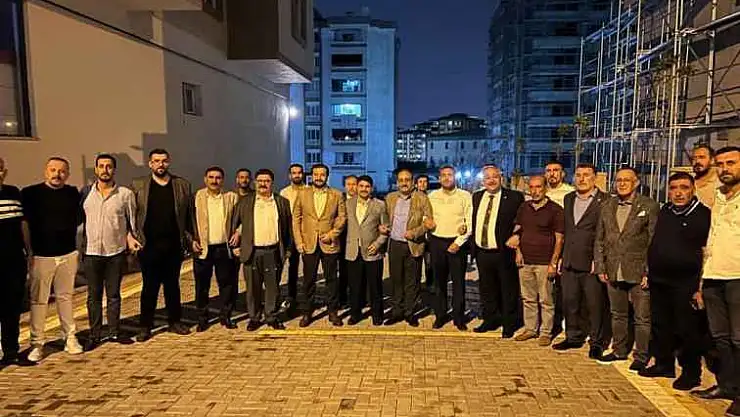 Çetin Ve İzol'un Barış Gayreti Takdir Topladı