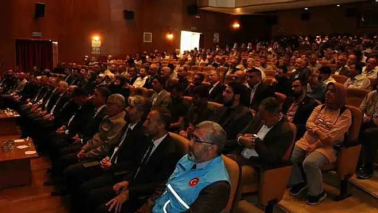 'İstikamet Rehberi Olarak Peygamber' Konulu Konferans Düzenlendi